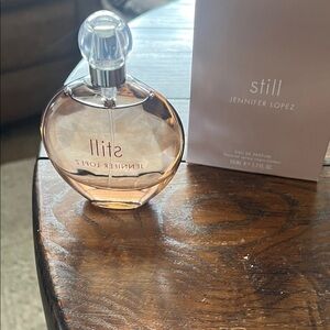 Jennifer Lopez Still Eau de Parfum — Soft Pink-Peach Bottle